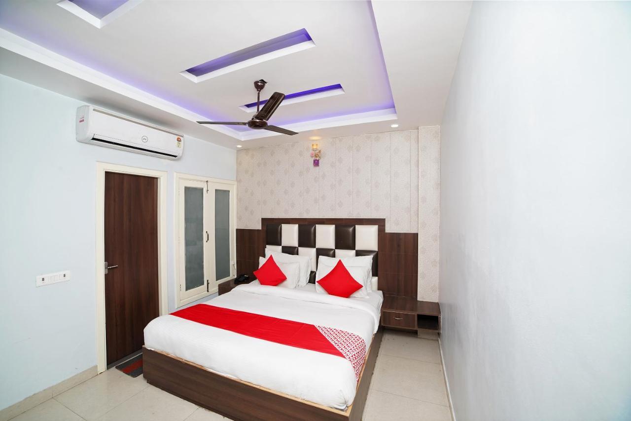 Kashipur Oyo 39539 Hotel Vansh & Restaurant מראה חיצוני תמונה