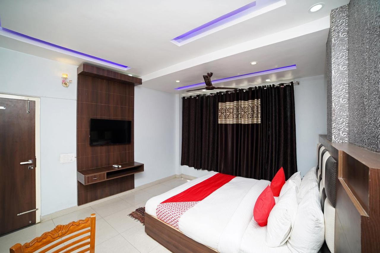 Kashipur Oyo 39539 Hotel Vansh & Restaurant מראה חיצוני תמונה
